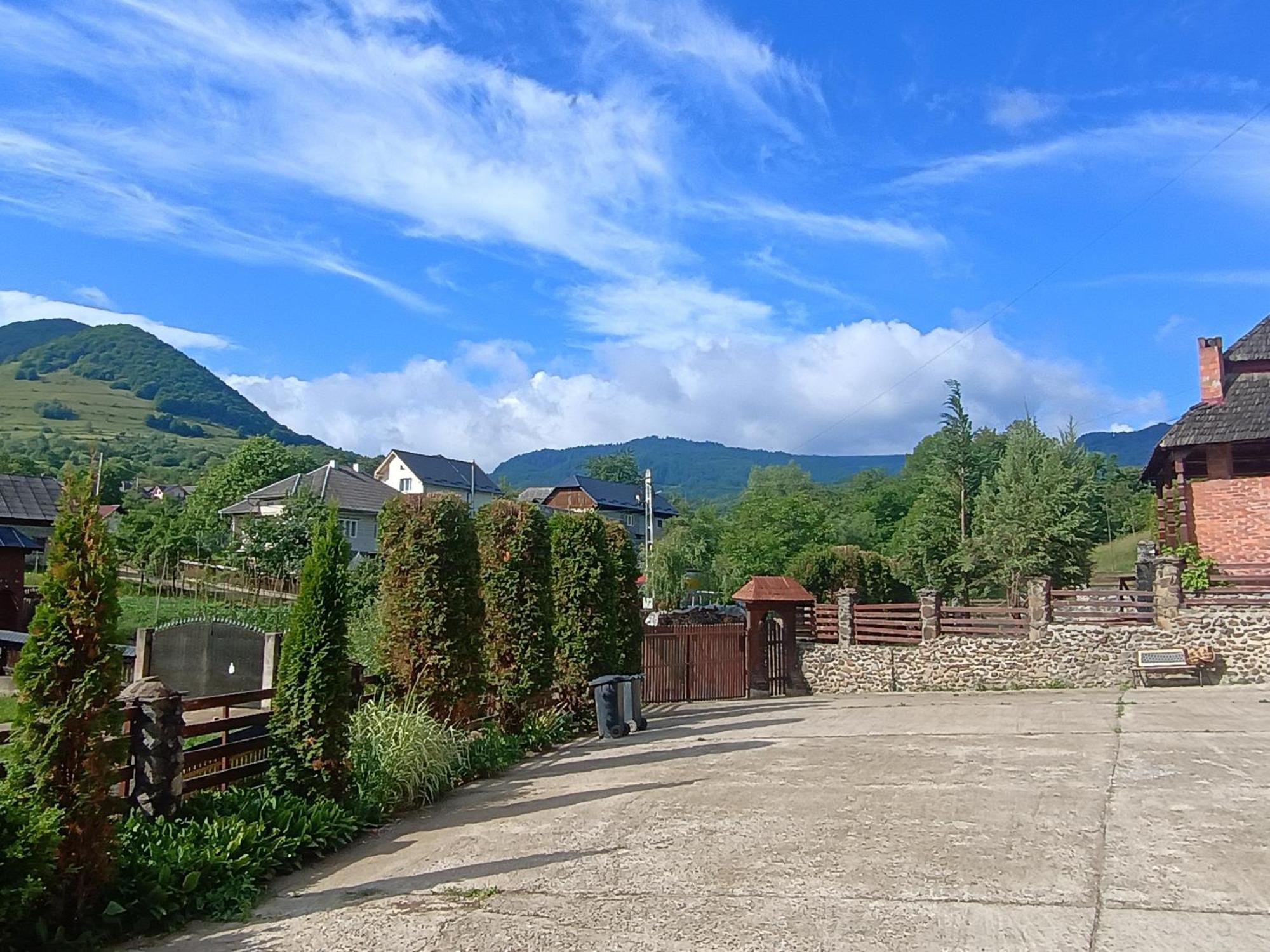 Pensiunea In Poiana Glod  Exterior foto