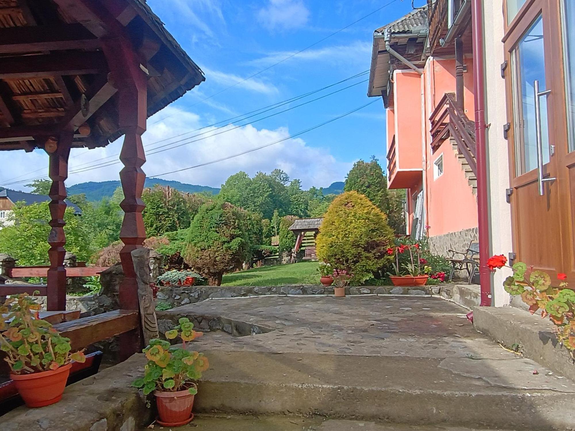 Pensiunea In Poiana Glod  Exterior foto
